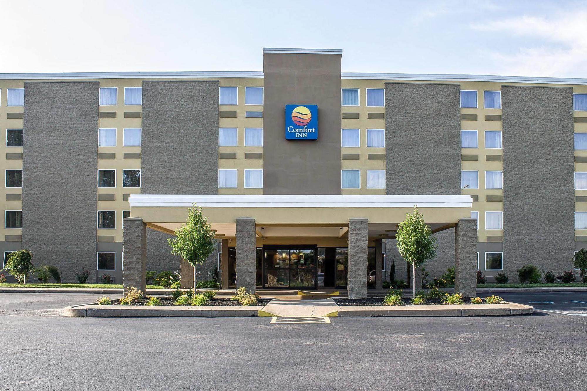 Holiday Inn Express Pittston - Scranton Airport By Ihg Bagian luar foto