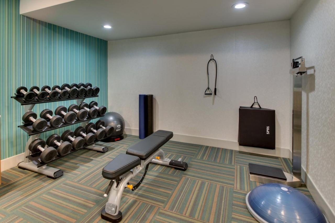 Holiday Inn Express Pittston - Scranton Airport By Ihg Bagian luar foto